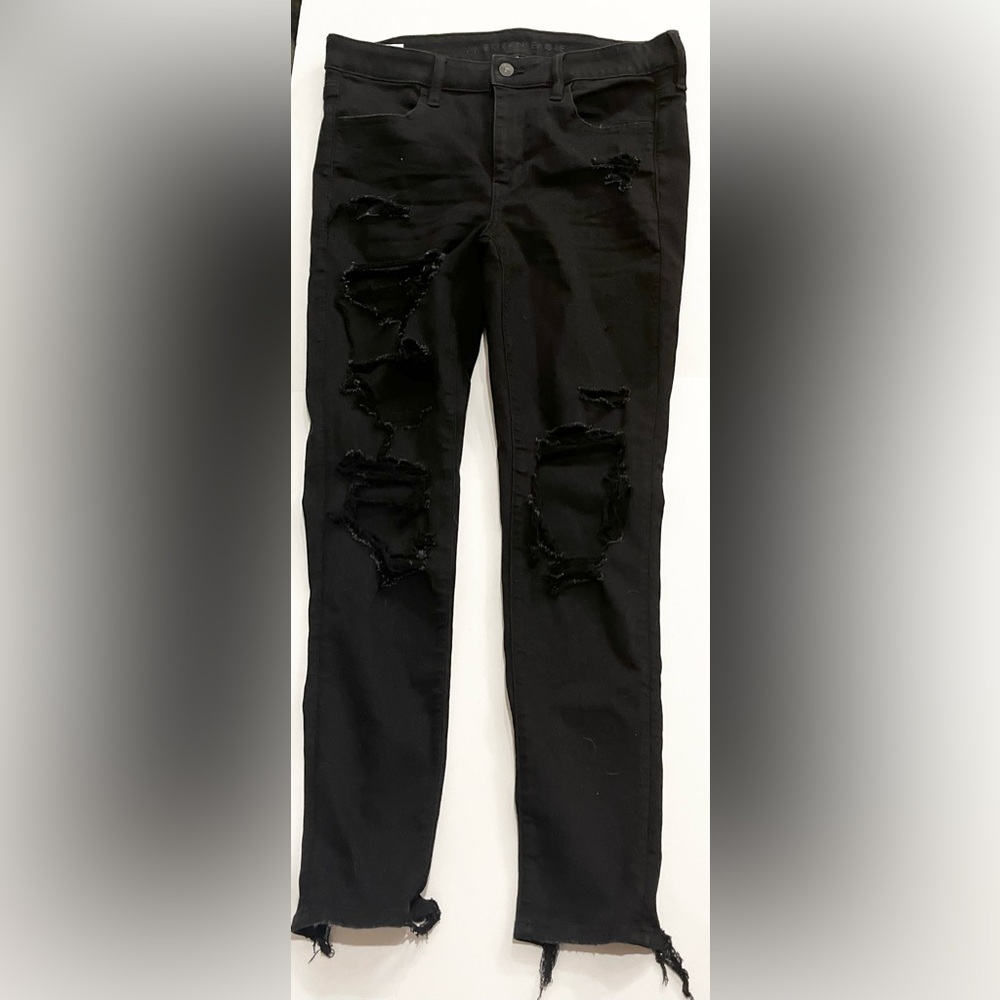 American Eagle ripped Jeans women’s black jeggings